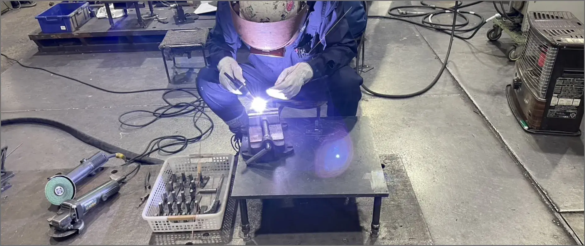 働いている様子